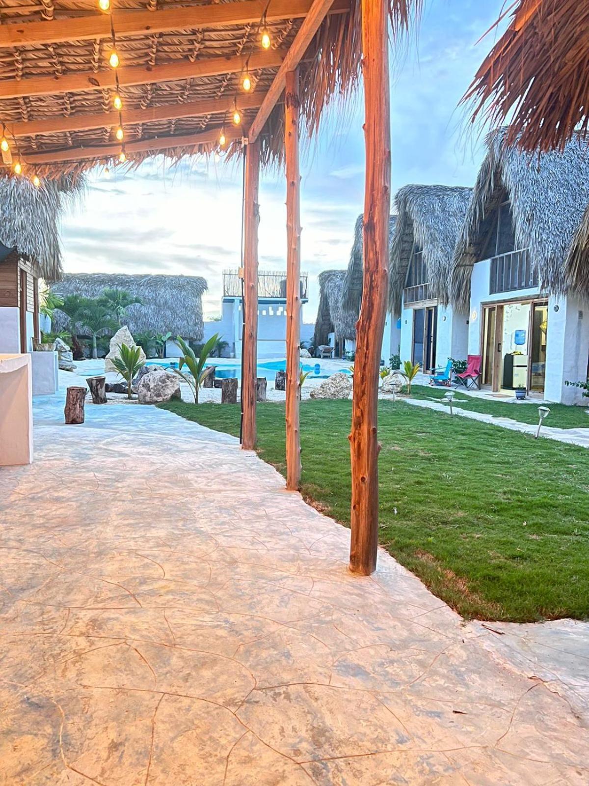 Blue Beach Eco-Hotel By Sanfabini บายาฮิเบ ภายนอก รูปภาพ