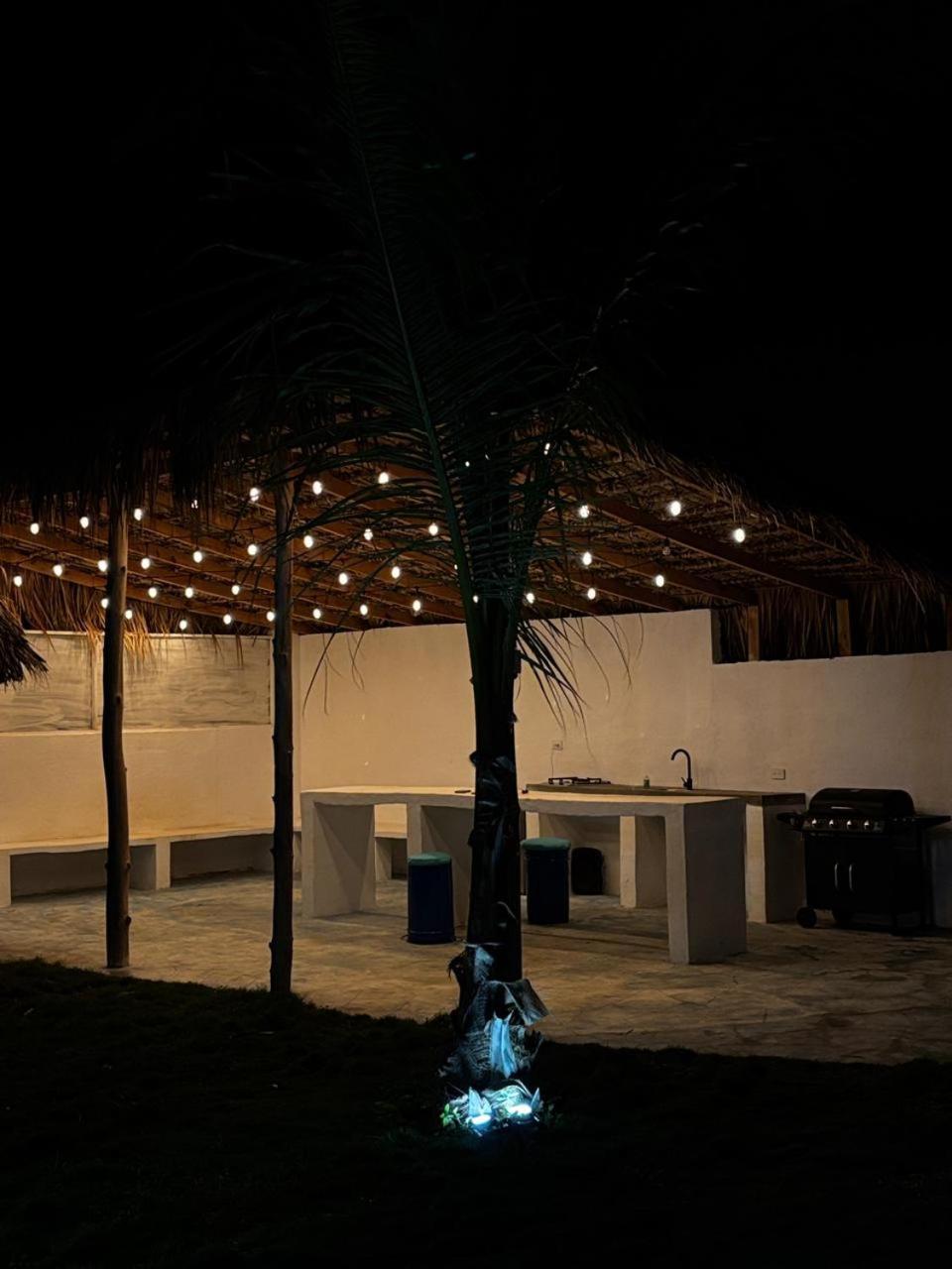 Blue Beach Eco-Hotel By Sanfabini บายาฮิเบ ภายนอก รูปภาพ
