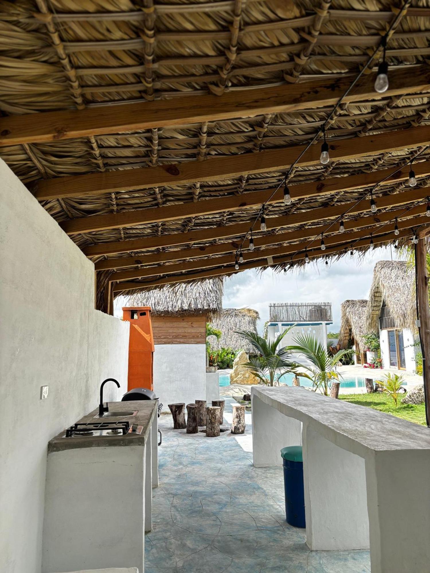 Blue Beach Eco-Hotel By Sanfabini บายาฮิเบ ภายนอก รูปภาพ