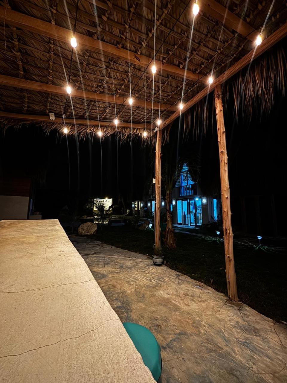 Blue Beach Eco-Hotel By Sanfabini บายาฮิเบ ภายนอก รูปภาพ